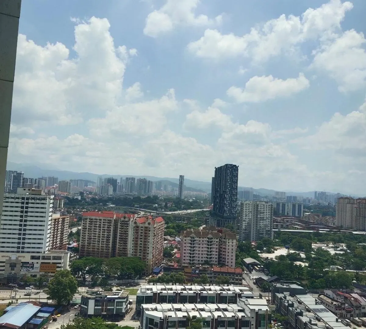 Cosy Stay At Vista Sentul Kuala Lumpur
